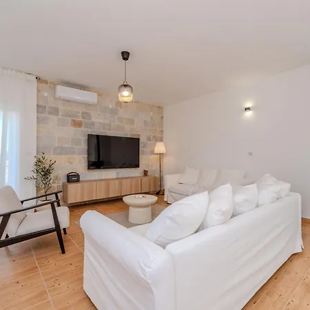 Mariseta Heritage - With Pool And Jacuzzi New *